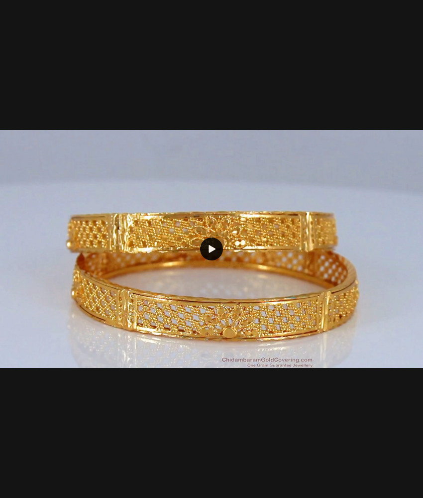 BR1634-2.8 Pretty Gold Plated Bangles For Womens Collections