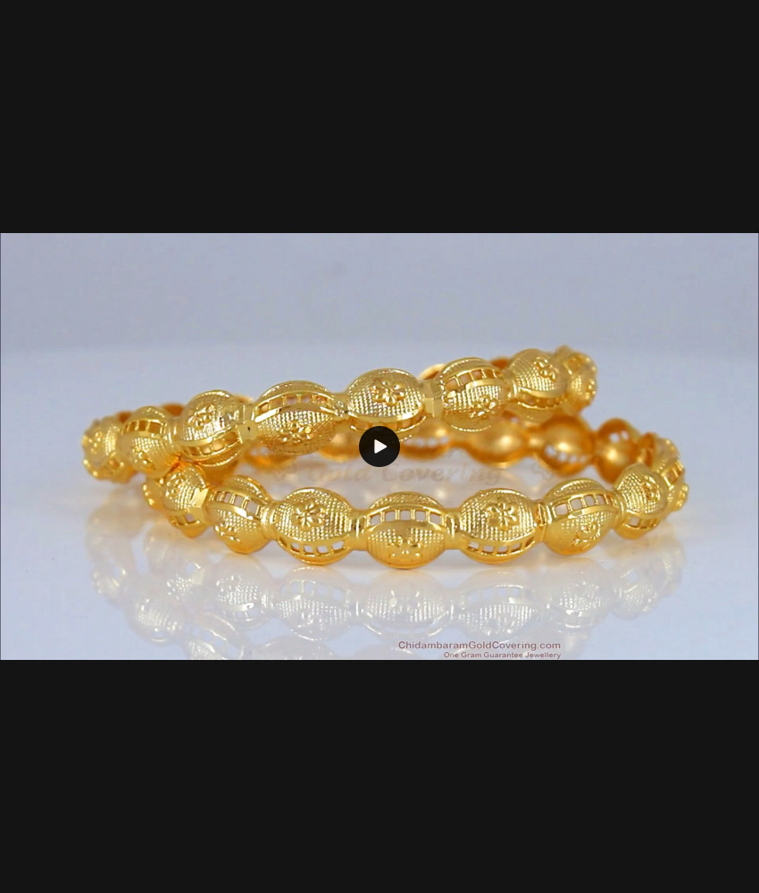 BR1695-2.6 Glowing Gold Forming Bangles For Bridal Wear