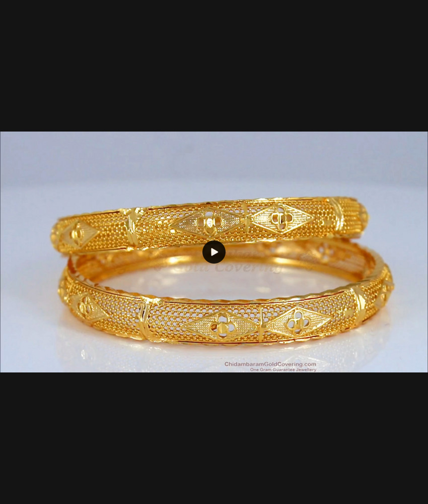 BR1767-2.10 Net Pattern Gold Kerala Bangle Designs Shop Online