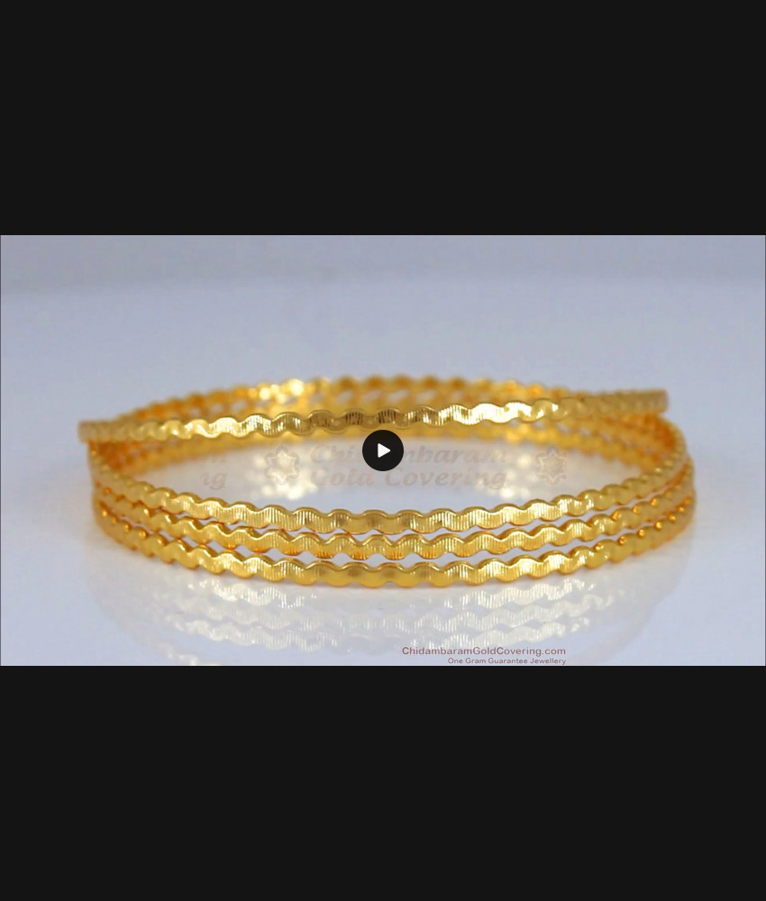 BR1819-2.8 Stylish Thin Curved Gold Neli Bangles Designer Jewelry