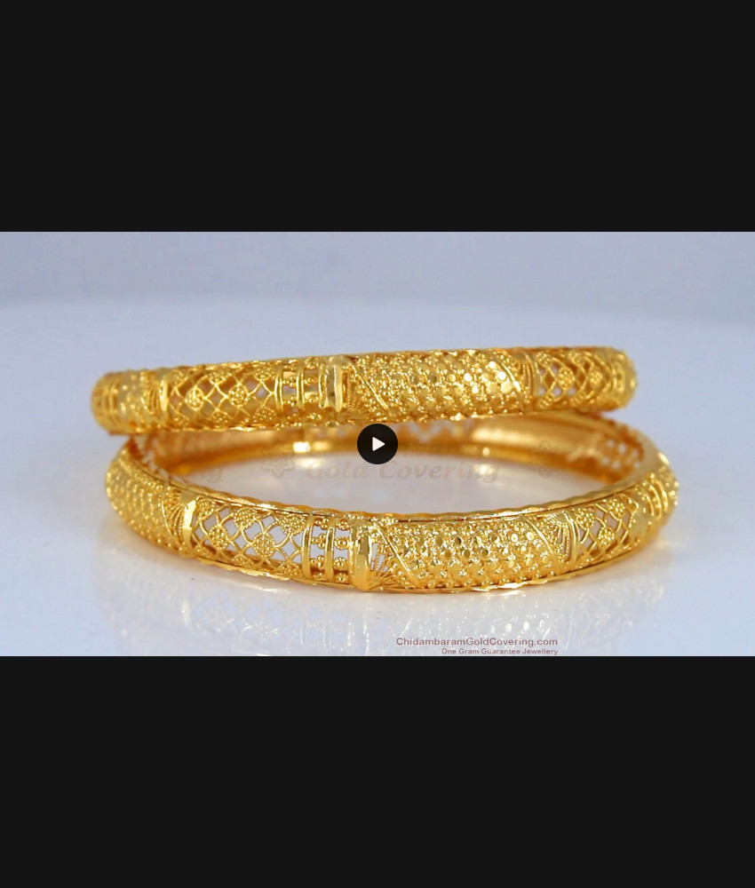 BR1832-2.4 Real Gold Plated Mini Flower Design Forming Bangles