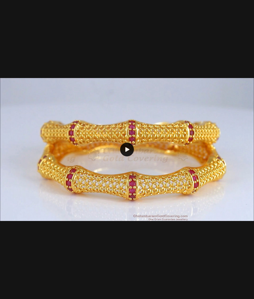 BR2022-2.6 Size Gorgeous Net Pattern Gold Plated Bangle Ruby Stone