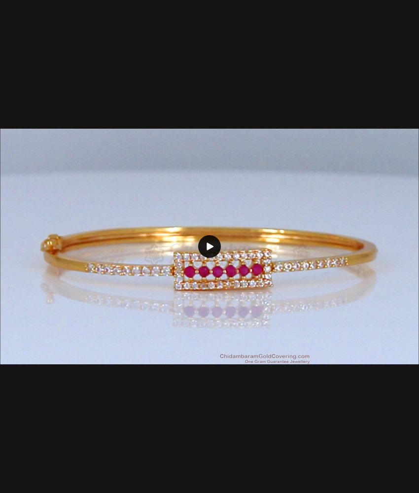 New Arrival Ruby White Trendy Gold Open Type Bracelet BRAC315