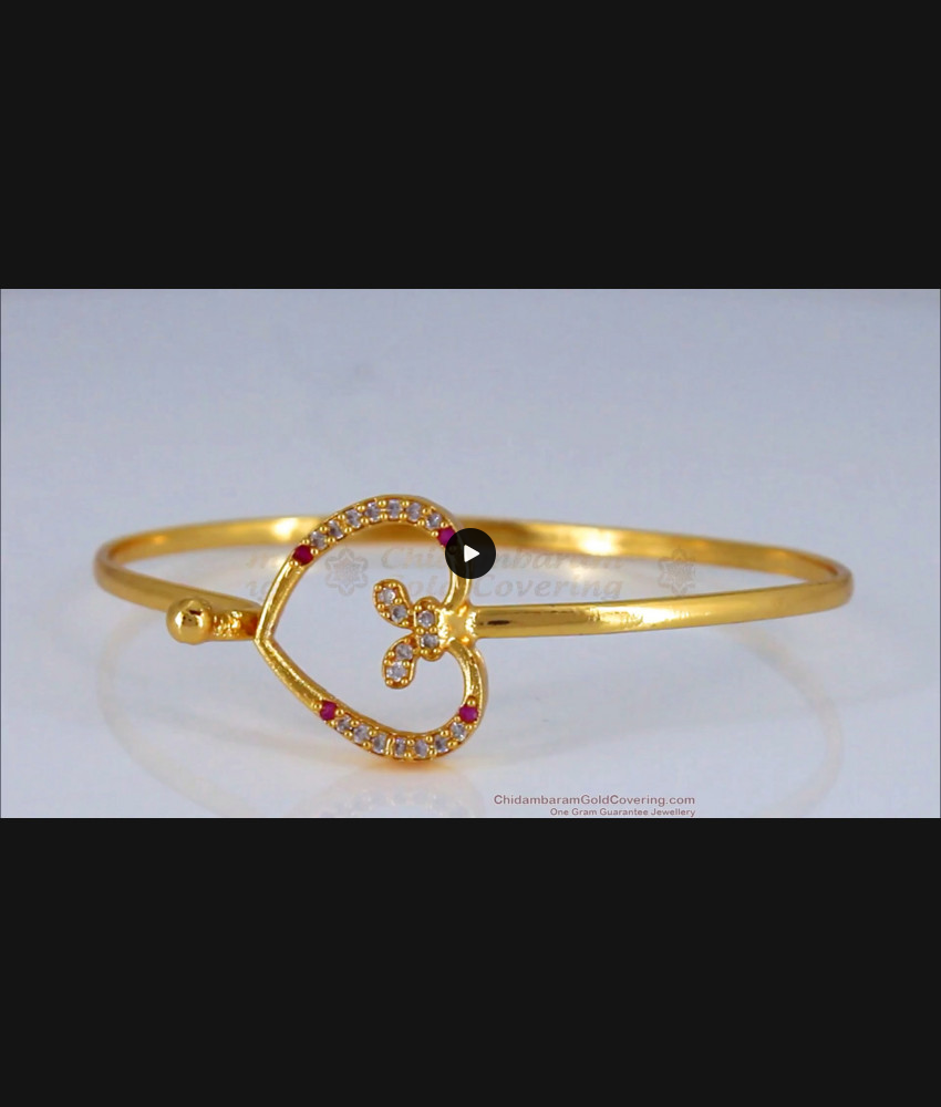Trendy Hearty Design Gold Open Type Bracelet For Womens BRAC342