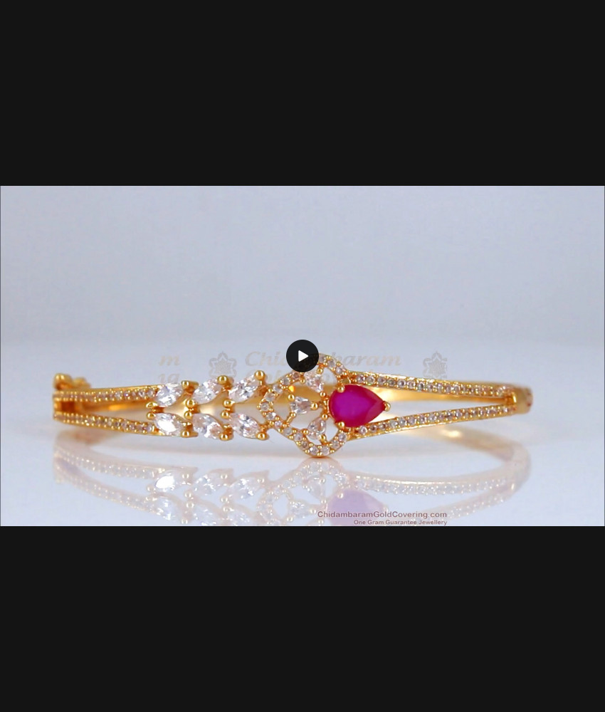 Sparkling White Ruby Stone Flower Design Gold Bracelet BRAC533